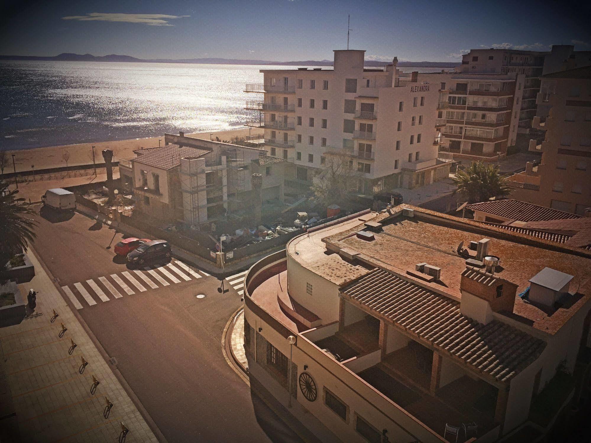 Hotel & Thalassa Sport & Roses
