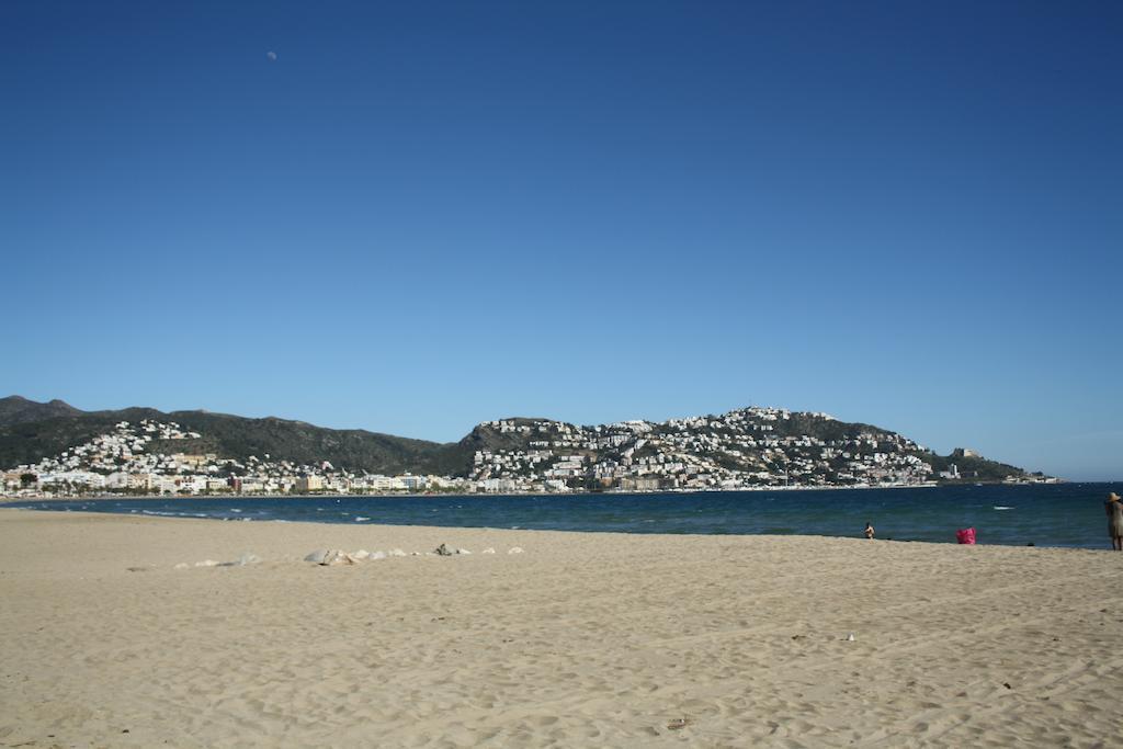 & Thalassa Sport & 3* Roses